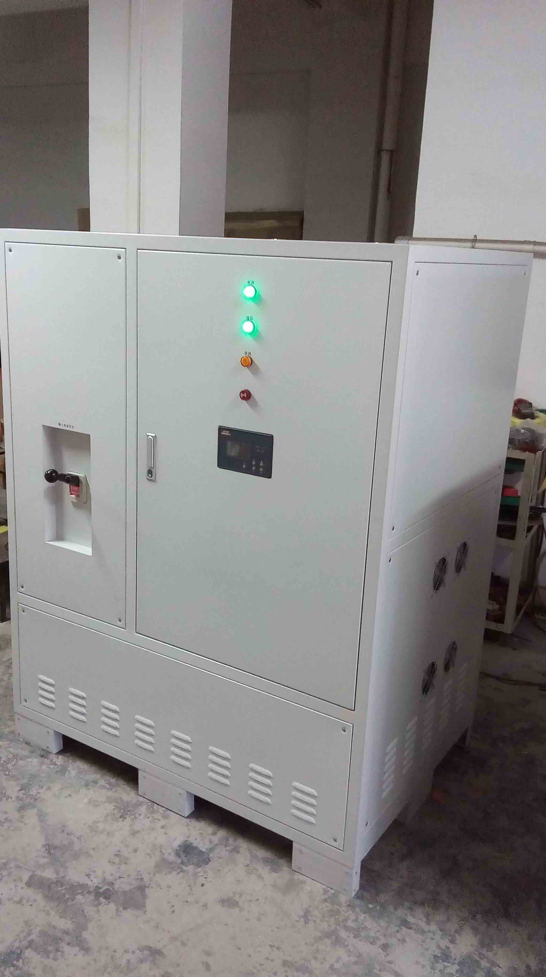 800KVA-數(shù)控電磁式穩(wěn)壓器